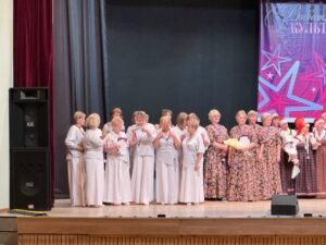Поздравляем коллективы!